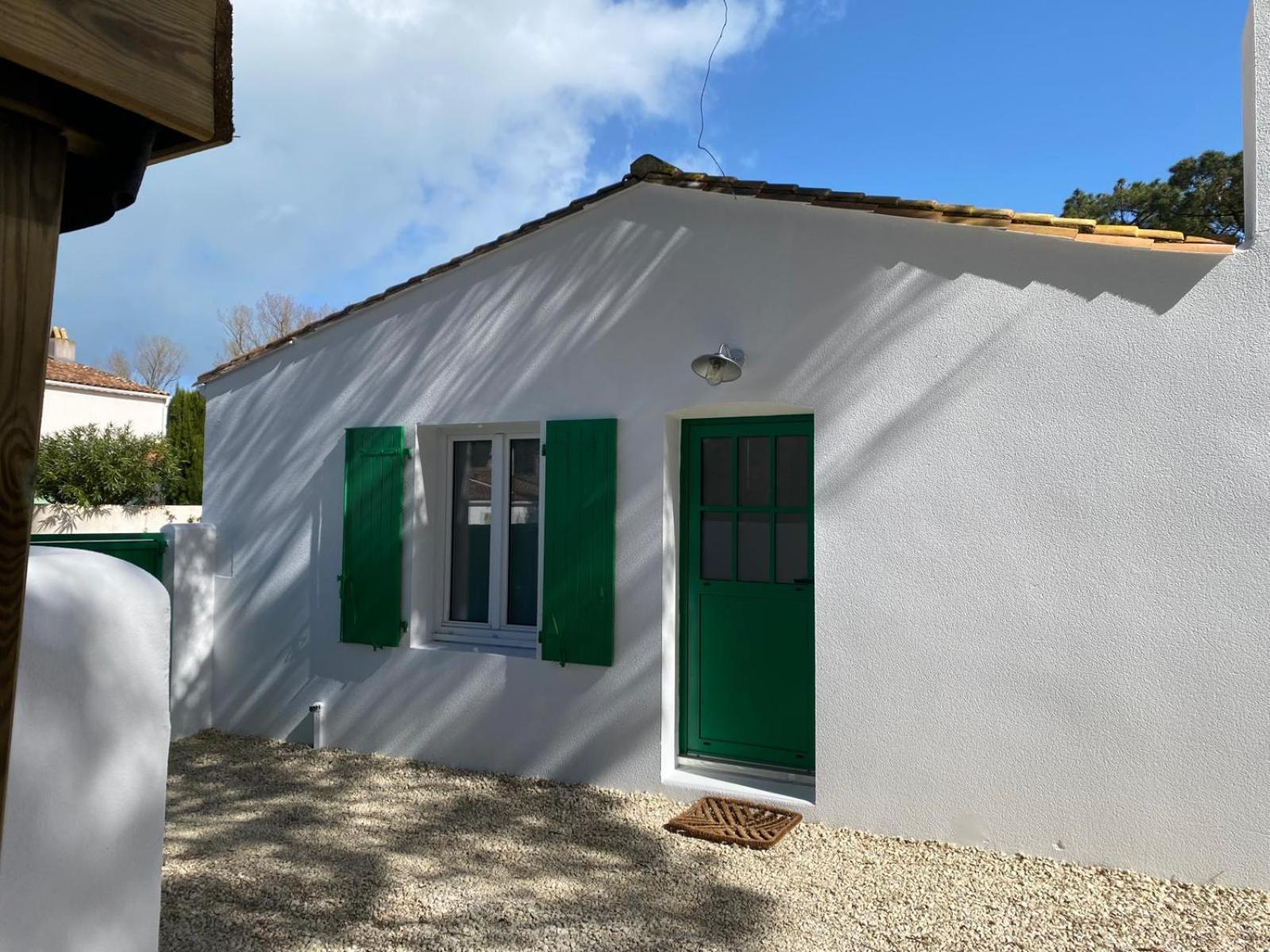 Calme Et Tranquillite -ile De Re Holiday home *